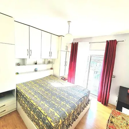 Elsea Unit In Apartment