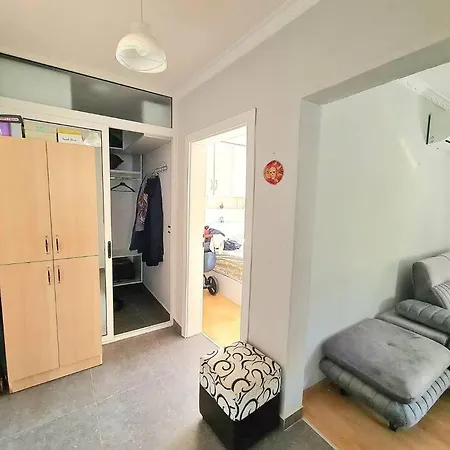 Elsea Unit In Apartment *