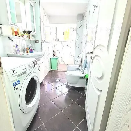 Elsea Unit In Апартаменты Тирана